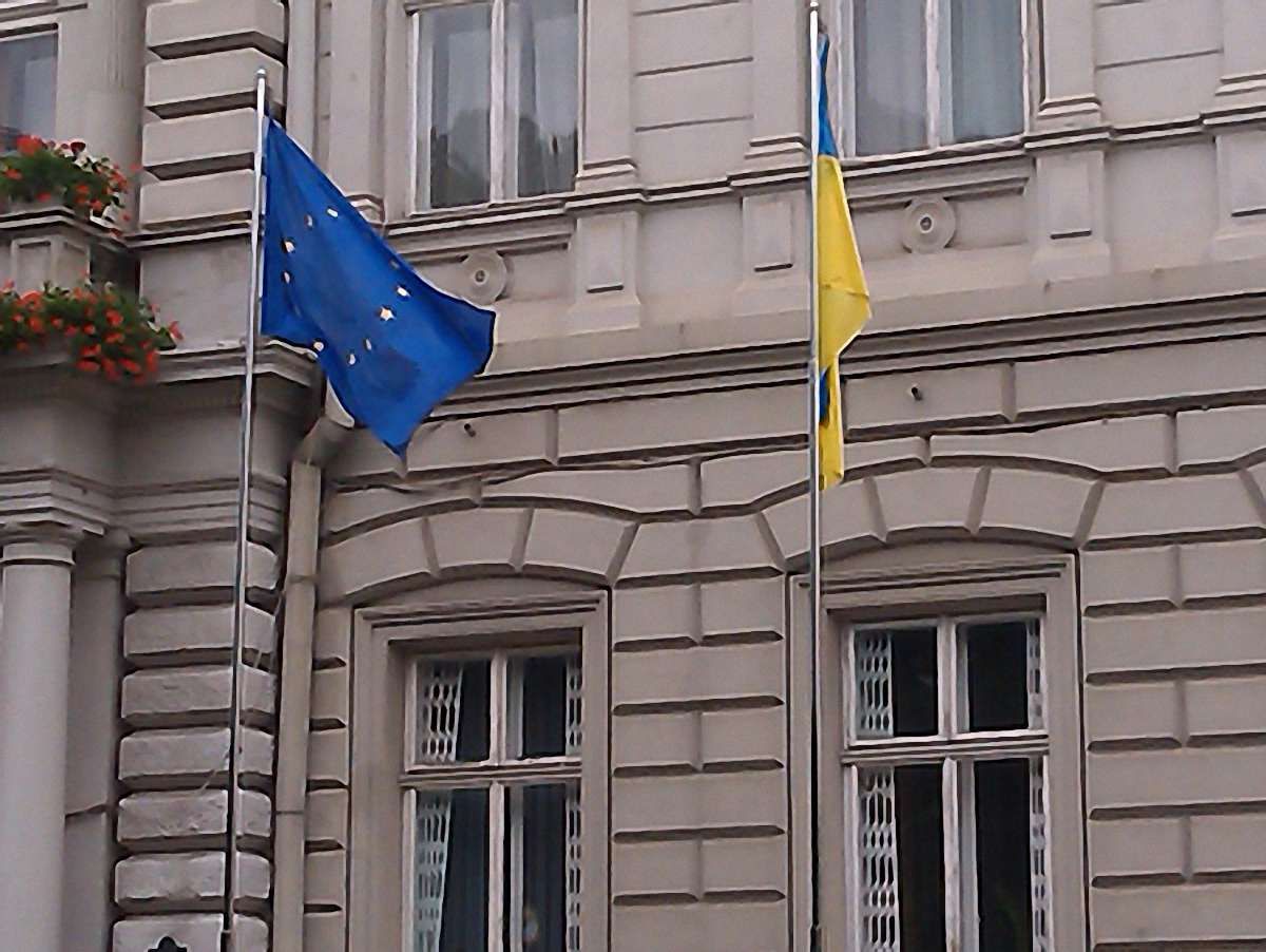 Три країни ЄС не підпишуть асоціацію без звільнення Тимошенко