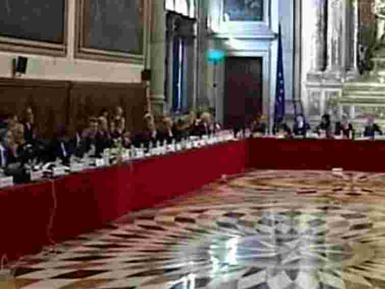 У Януковича хочуть відмовитися від експертизи законопроектів у ВК