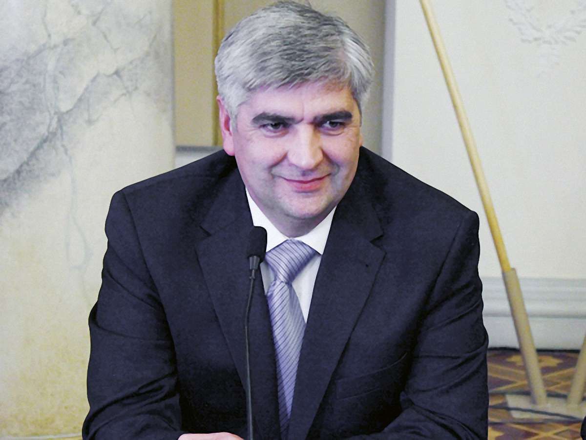 Сало проігнорує голосування за висловлення йому недовіри