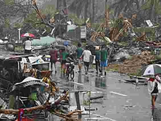 Тайфун на Філіппінах: понад 10 тисяч жертв