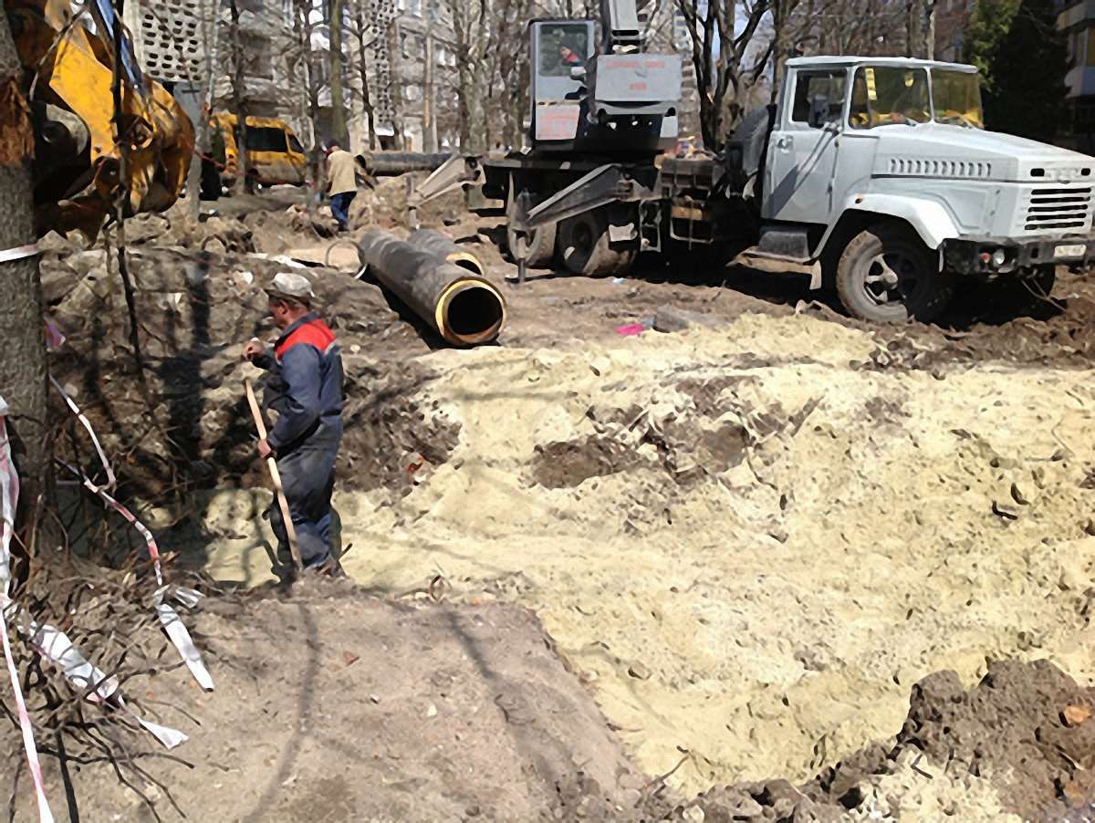 Попри обіцянку Азарова Львів не отримав ні копійки на каналізування