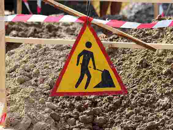 У Львові відновлять ремонт дороги, яку розкопали сім місяців тому
