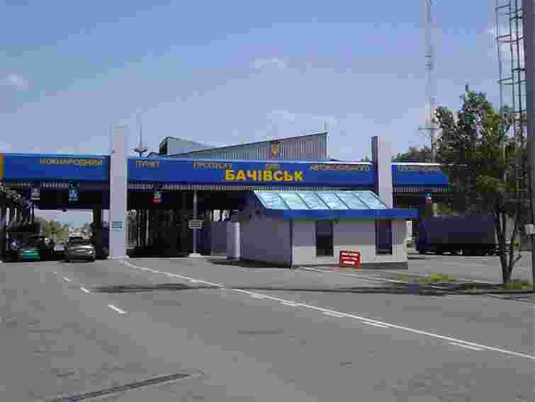 СБУ затримала 4 спільників бойовика, який підірвав себе на кордоні