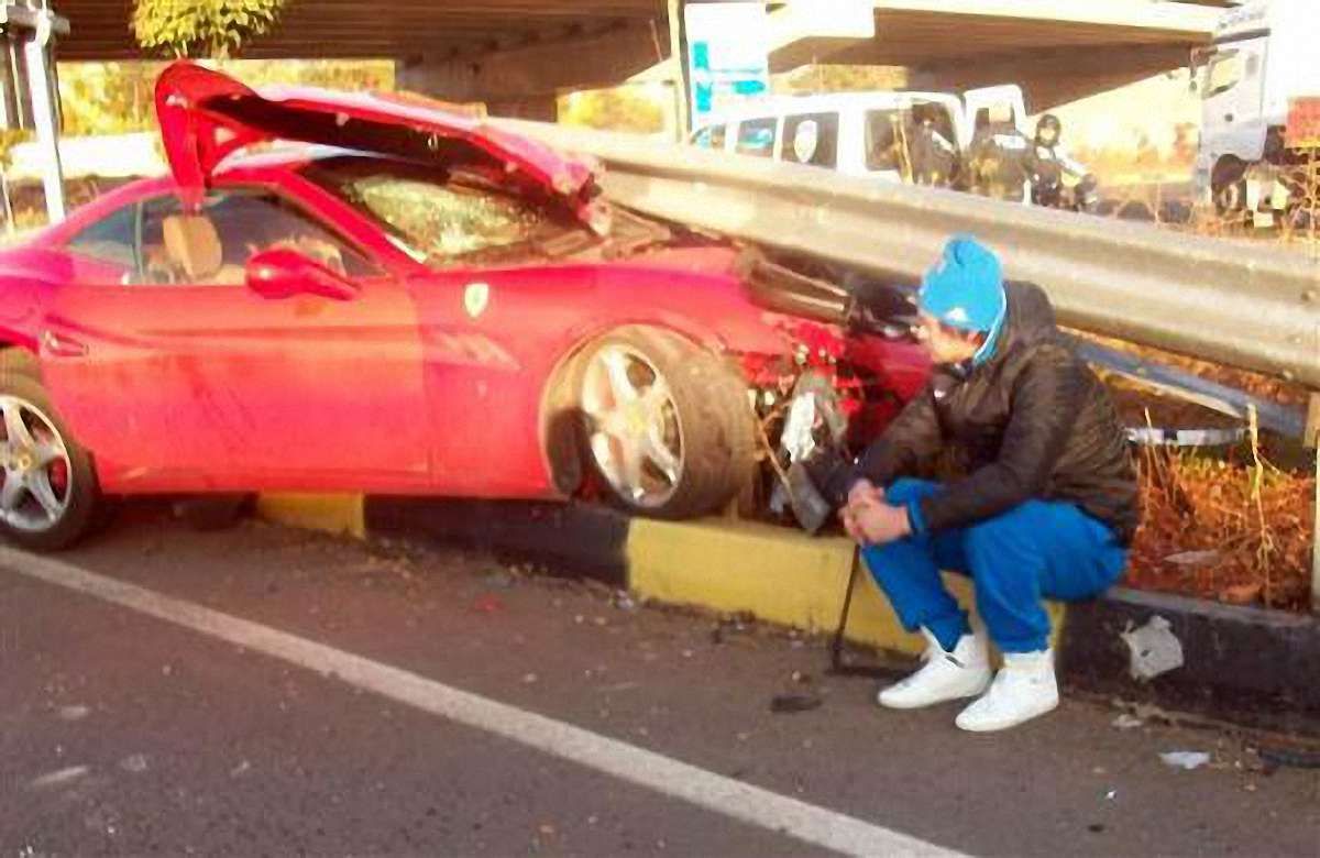 П’яний Мілевський вщент розбив свою Ferrari (фото)