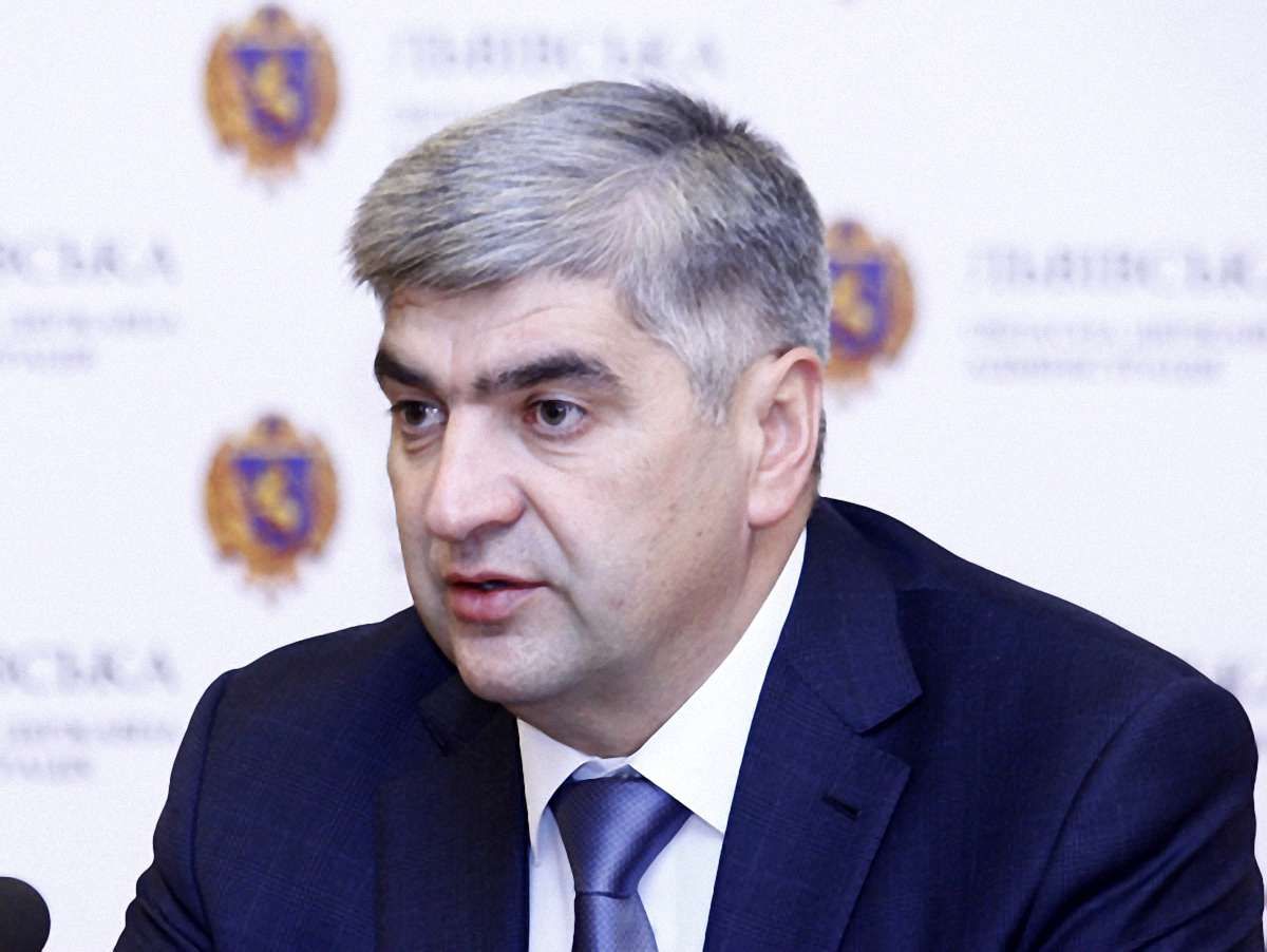 Олег Сало звільняє двох заступників