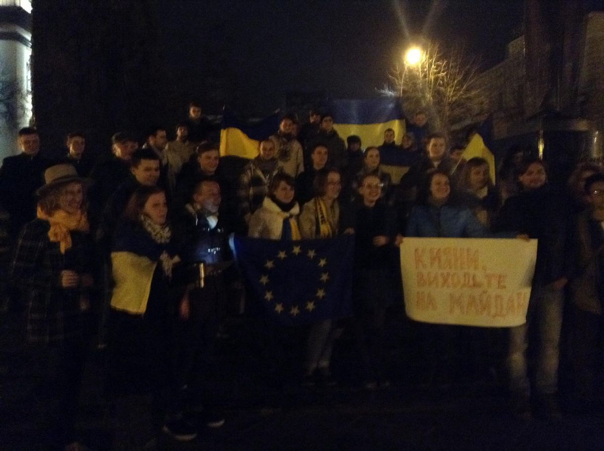 У центрі Львова протестувала невдоволена діями уряду молодь