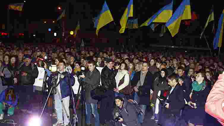 Євромайдан у Львові зібрав 5 тисяч людей