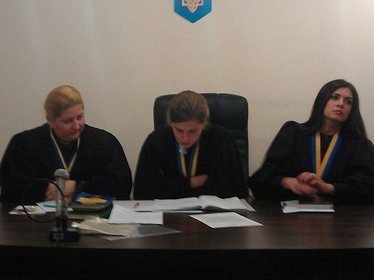 Суд заборонив встановлювати намети на Євромайдані у Львові