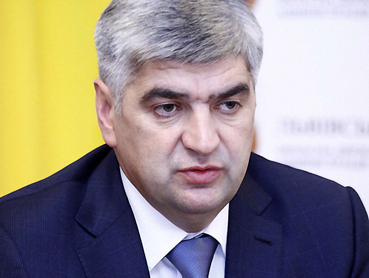 Сало звільнить чиновника, який заборонив намети на Євромайдані