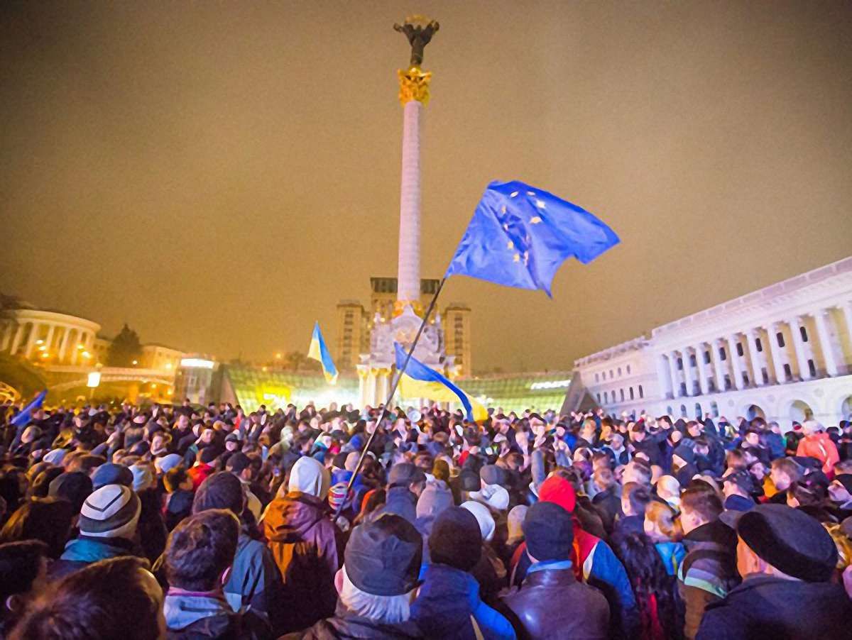 До Києва із Львівщини виїхало чотири мікроавтобуси