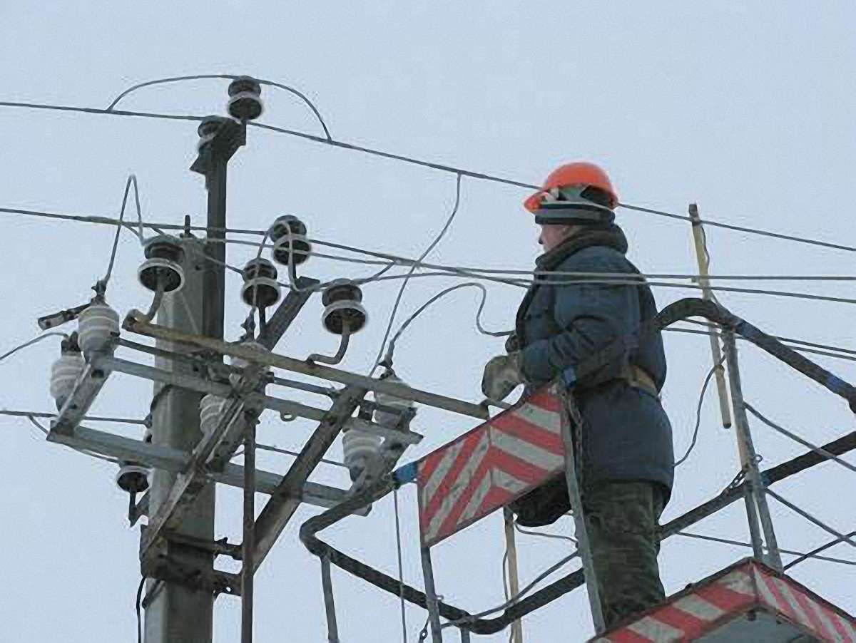 В Україні 638 населених пунктів залишилися без світла