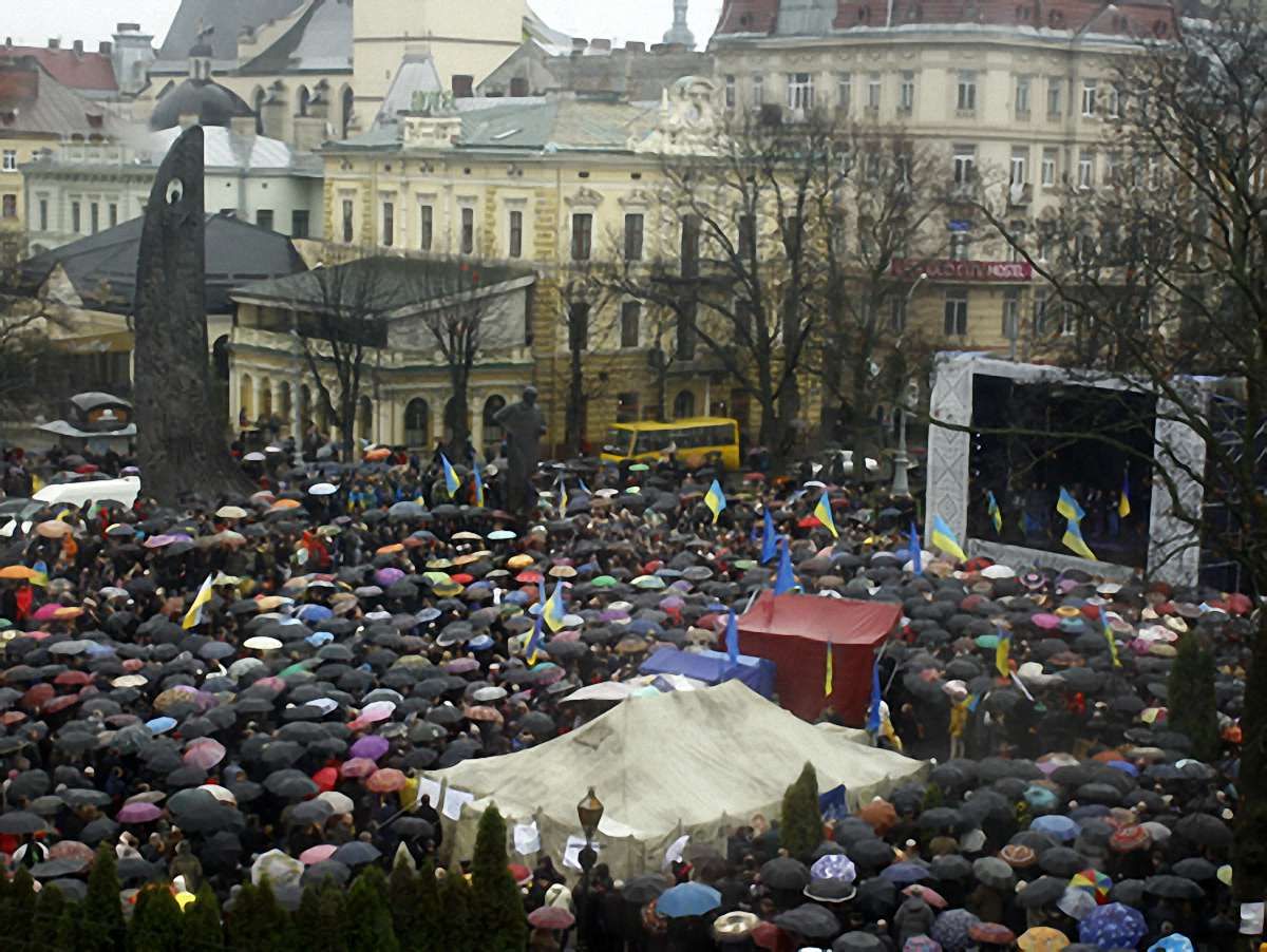На львівському Євромайдані увімкнуть пряму трансляцію з Вільнюса