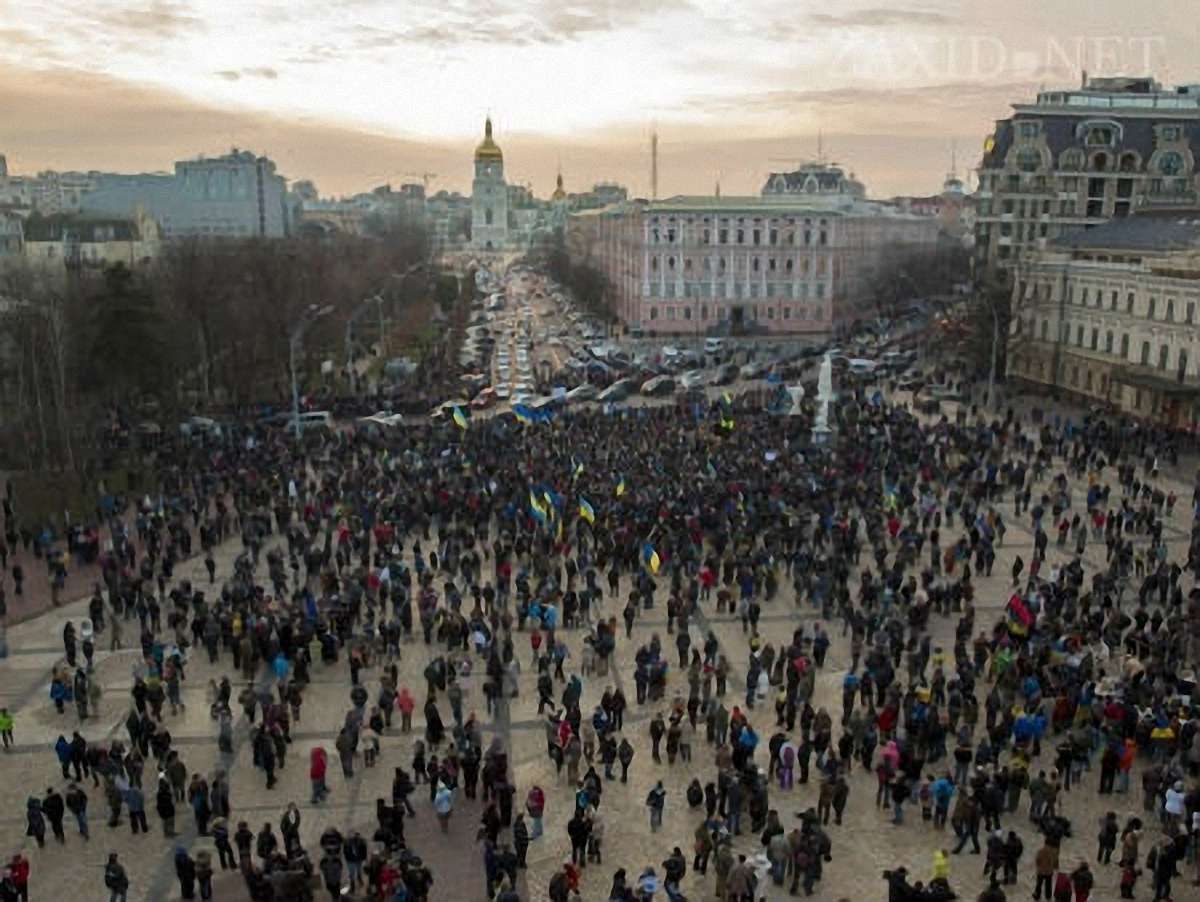 Попов через суд хоче заборонити мітинги в центрі столиці