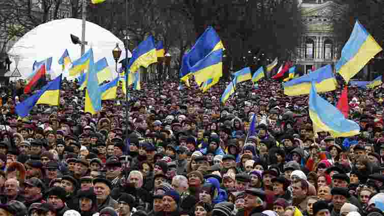 Євромайдан у Львові зібрав близько 50 тисяч людей
