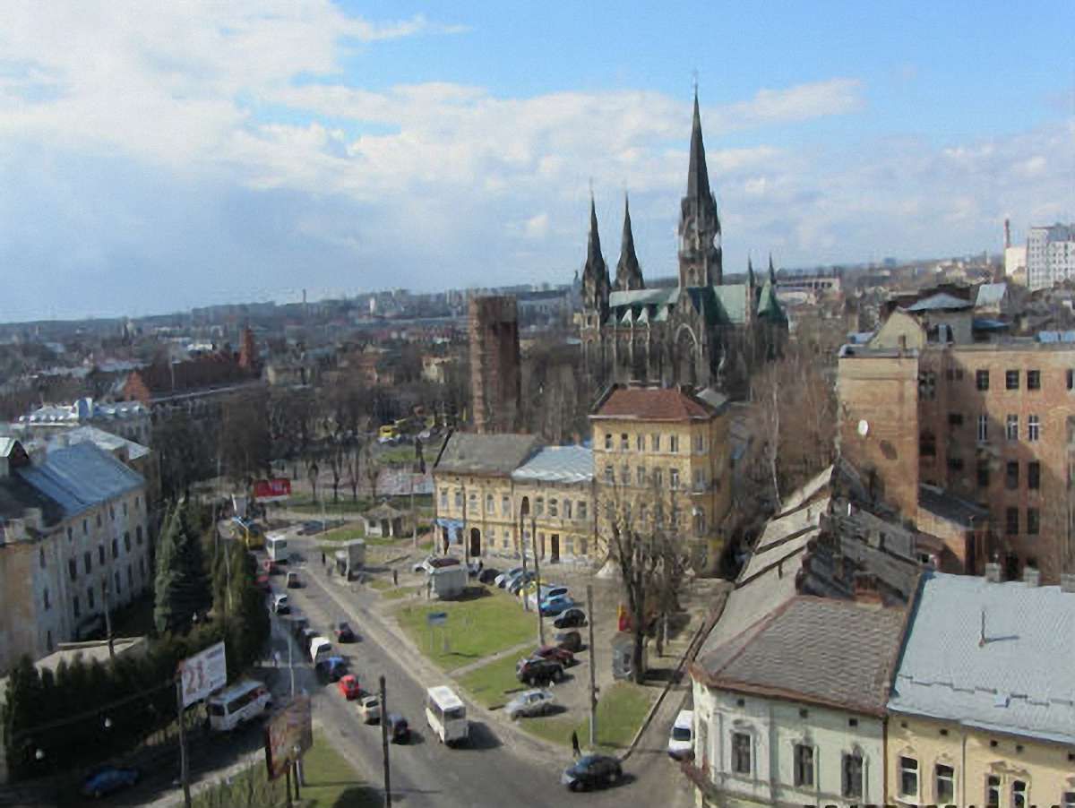 Рух тролейбусів на вулиці Митрополита Андрея відновлять вже сьогодні