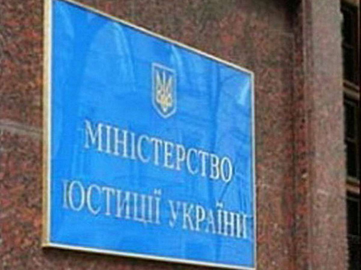 Завтра виконавча служба звільнятиме Київраду та Кабмін