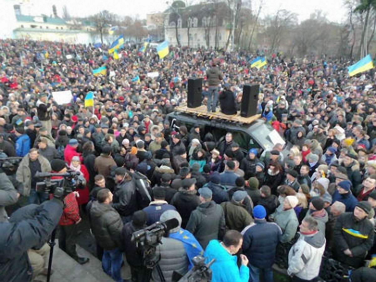 За три дні на Євромайдані зібрали понад 340 тис. грн пожертв