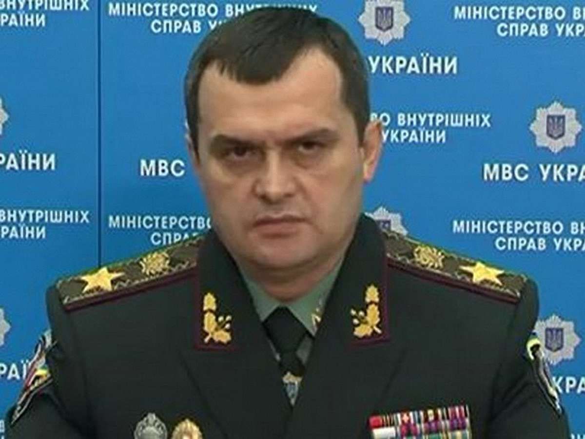 За погрози правоохоронцям та суддям каратимемо, – Захарченко