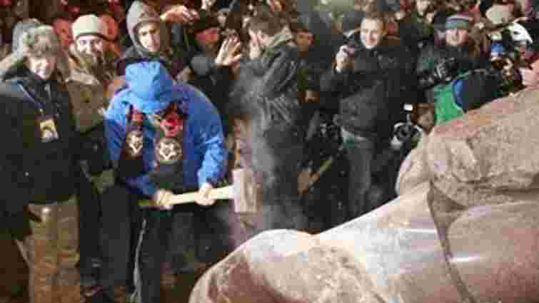 У Харкові збирають гроші на новий пам'ятник Леніну в Києві