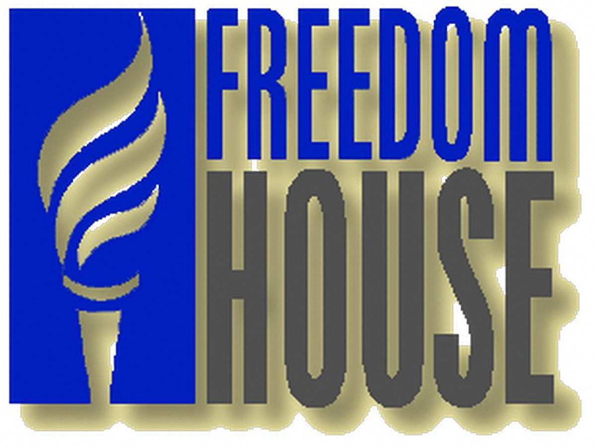 Вихід із ситуації в Україні – відставка Януковича, – Freedom House