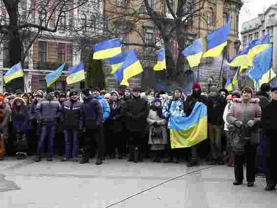 На Євромайдані у Львові зібралося вже п'ять тисяч студентів