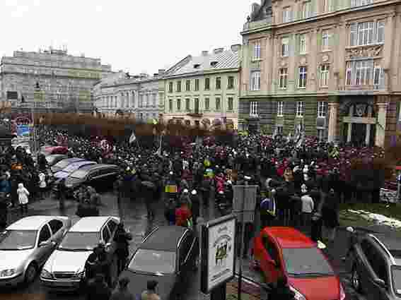 У Львові 5 тисяч студентів кричали прокурорам «Ганьба!»