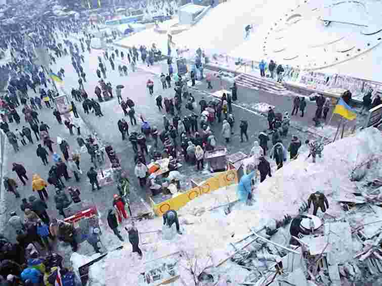 На Євромайдані оголосили «чистий» четвер