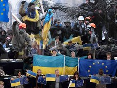 Чужі сценарії для "своїх"