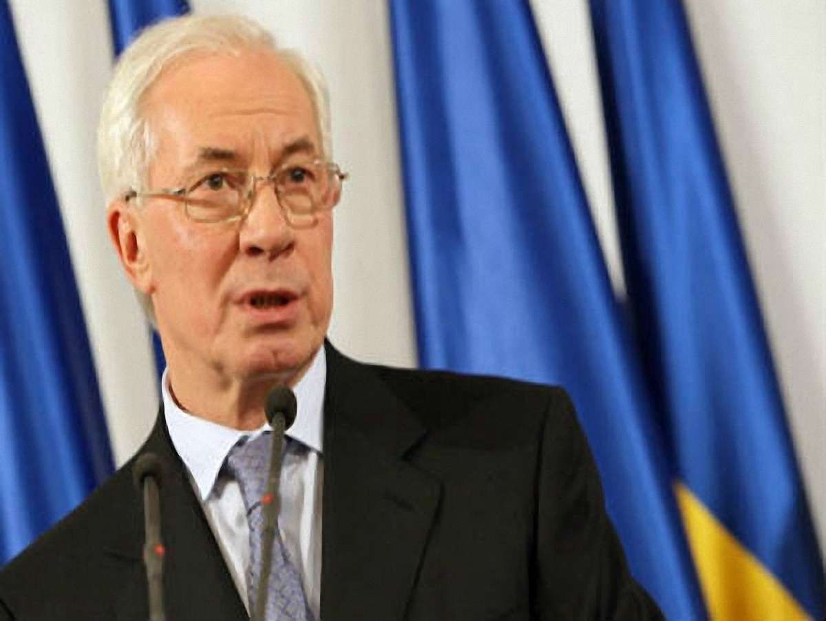 Азаров: Ми не готові узаконити одностатеві шлюби