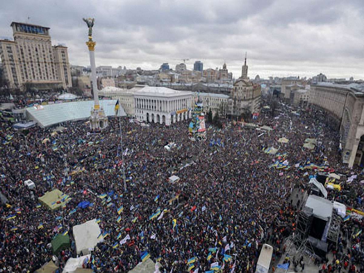 Євромайдан заборонив Януковичу вступати в Митний союз