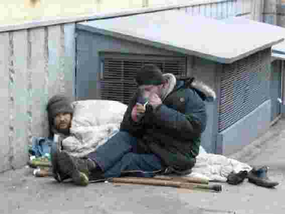 Львів’ян просять повідомляти про бездомних осіб