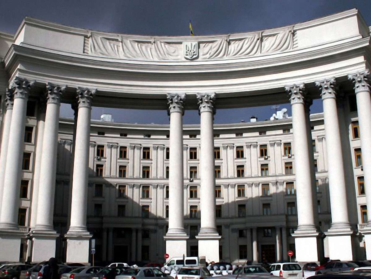 Біля берегів Нігерії пірати захопили в полон українця, – МЗС