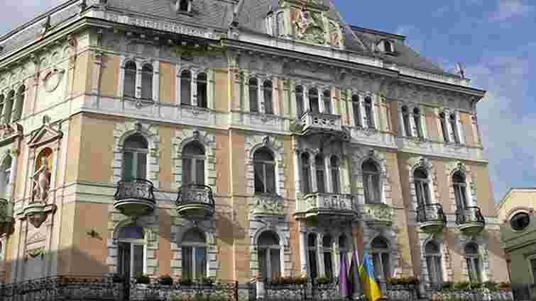 Депутат від «Свободи» купив  найстаріший готель Львова