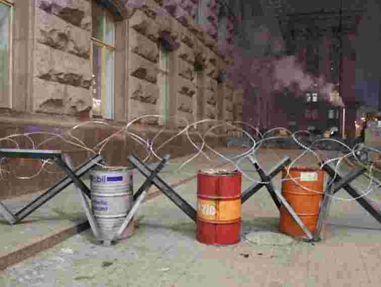 Киян кличуть на суботник, щоб розібрати барикади