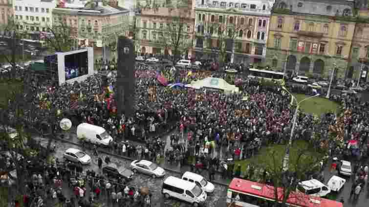 Львівські журналісти висловили протест проти побиття Чорновол