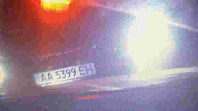 Авто, на якому втекли нападники на Чорновол, знайшли у Броварах
