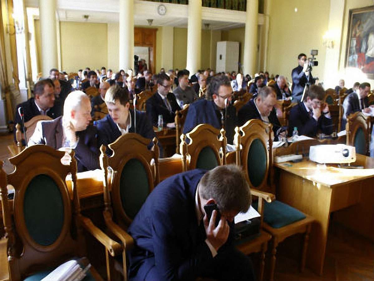 Львівські депутати таки закриють кіоски «Експресу»