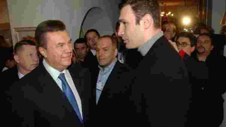 Кличко перемагає Януковича з відривом у 10%, - опитування