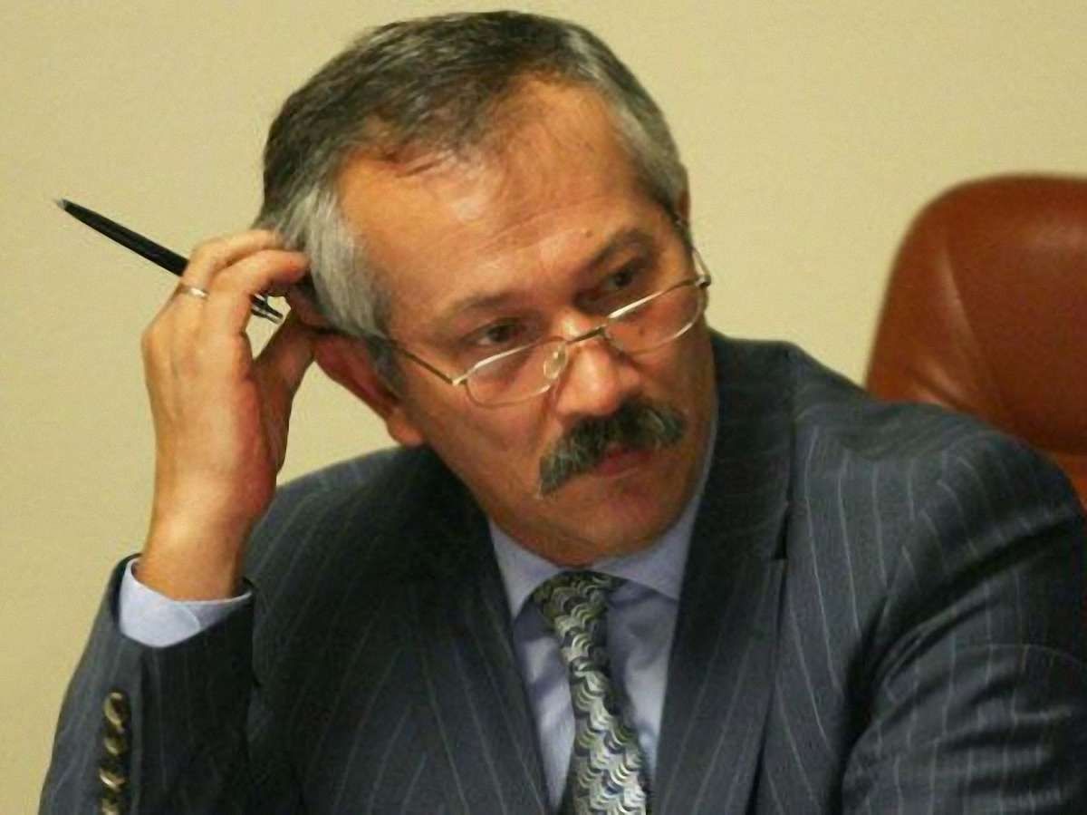 Пинзеник: влада «покращила» бюджет, зменшивши доходи на 19 млрд
