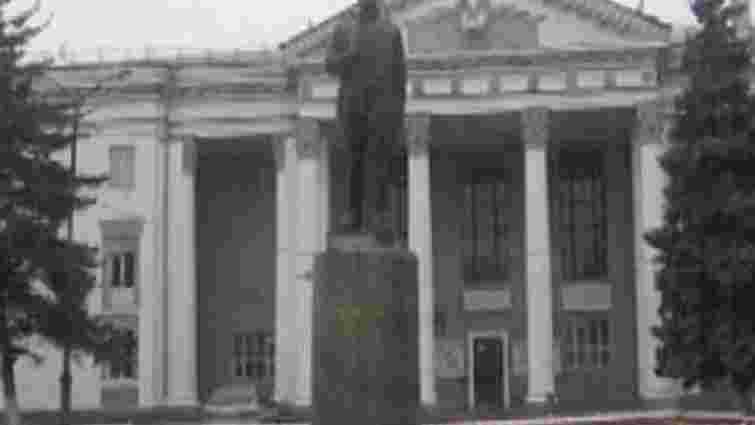 На Черкащині невідомі завалили пам’ятник Леніну