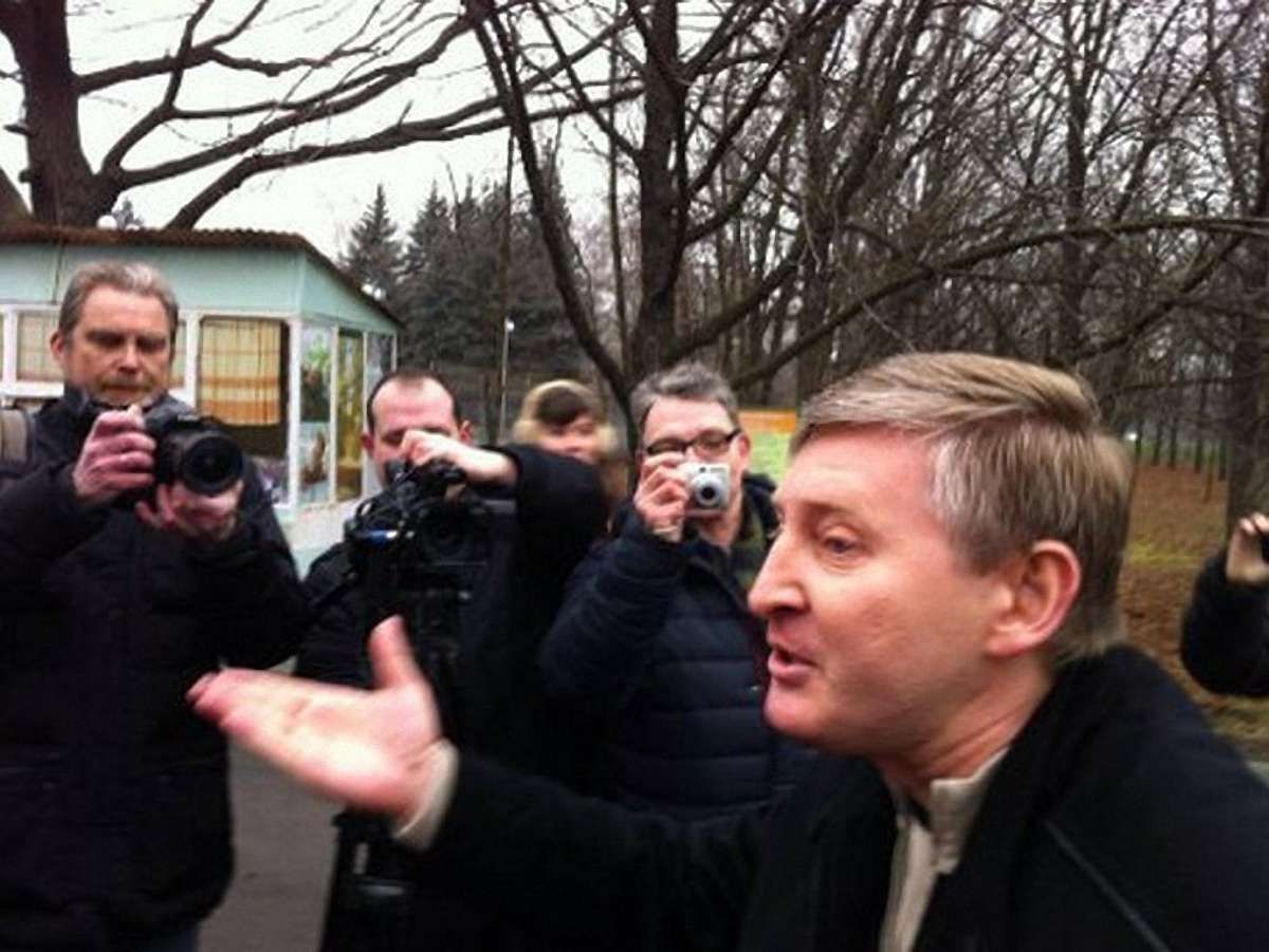 «Якщо ви за сильну Україну – я з вами», – Ахметов пікетувальникам