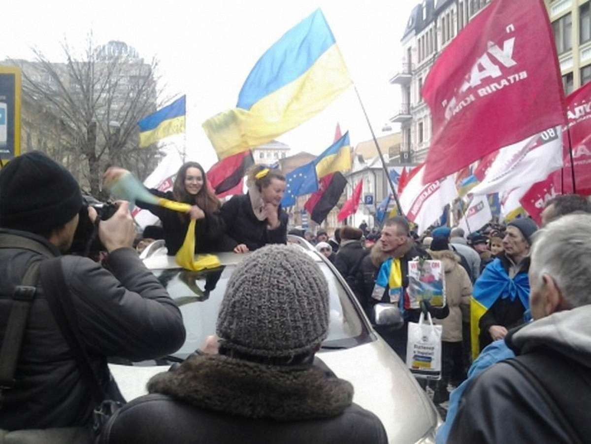 У ДАІ Києва пообіцяли не блокувати підвезення до Майдану