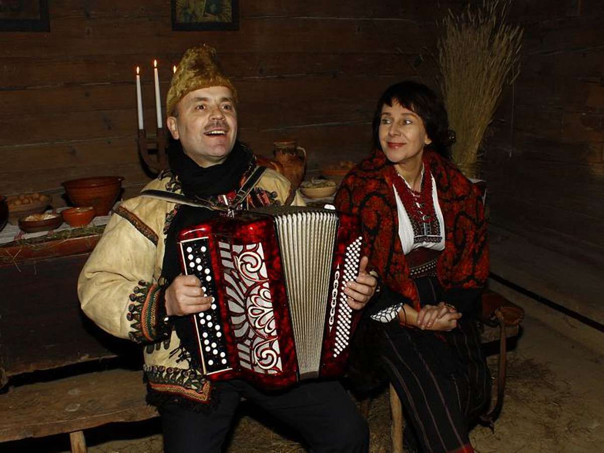 У Шевченківському гаю плетуть дідухів та читають різдвяні казки 