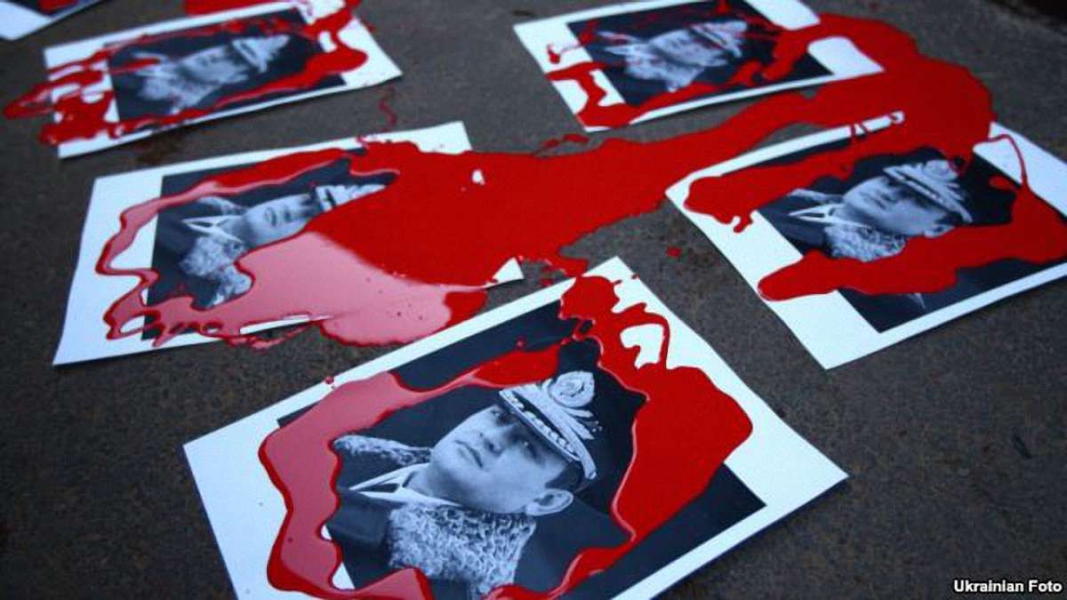 Через пікетування будинку Захарченка міліція відкрила справу