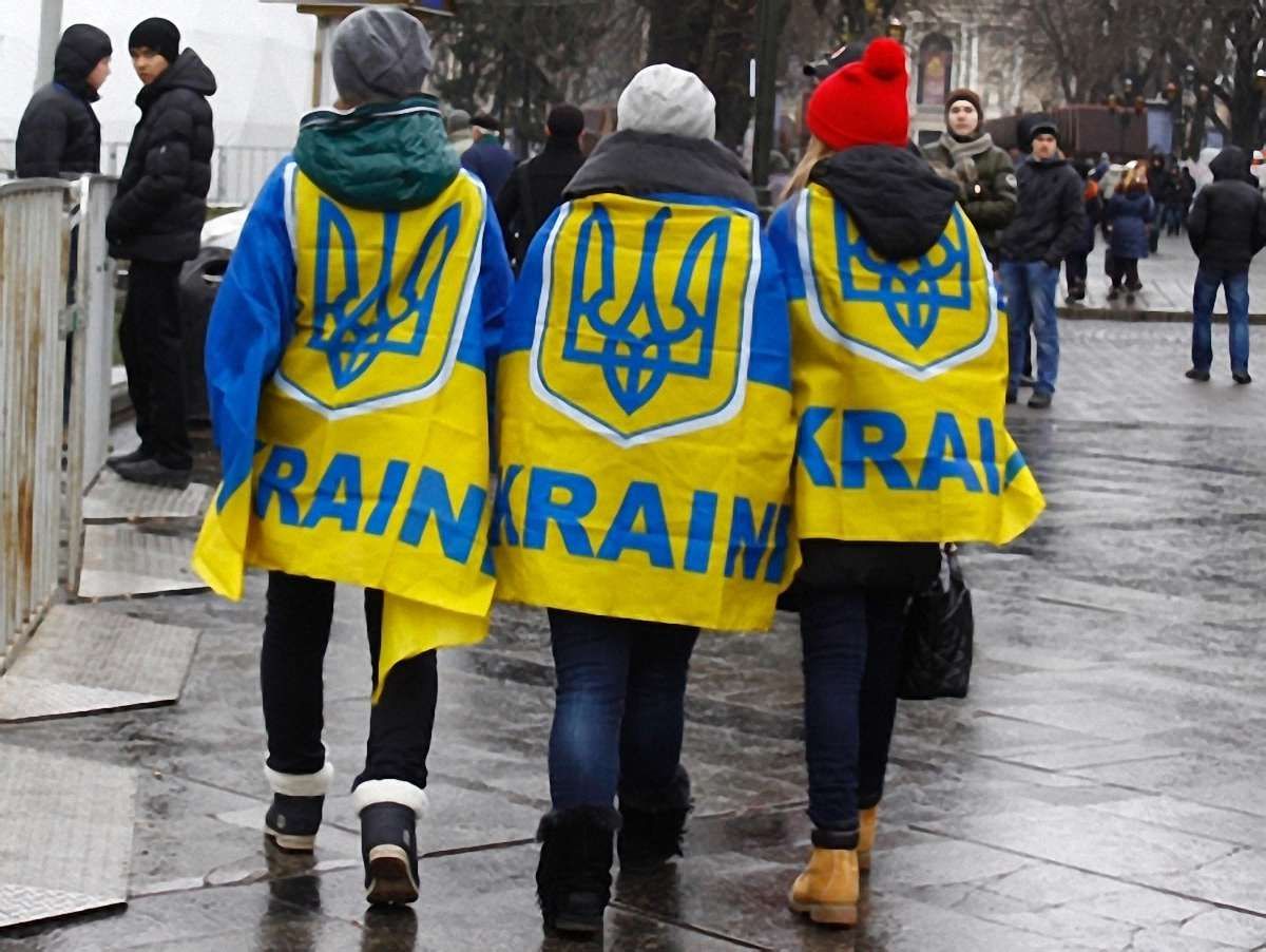 Канапки, Січ та «бандерівки»