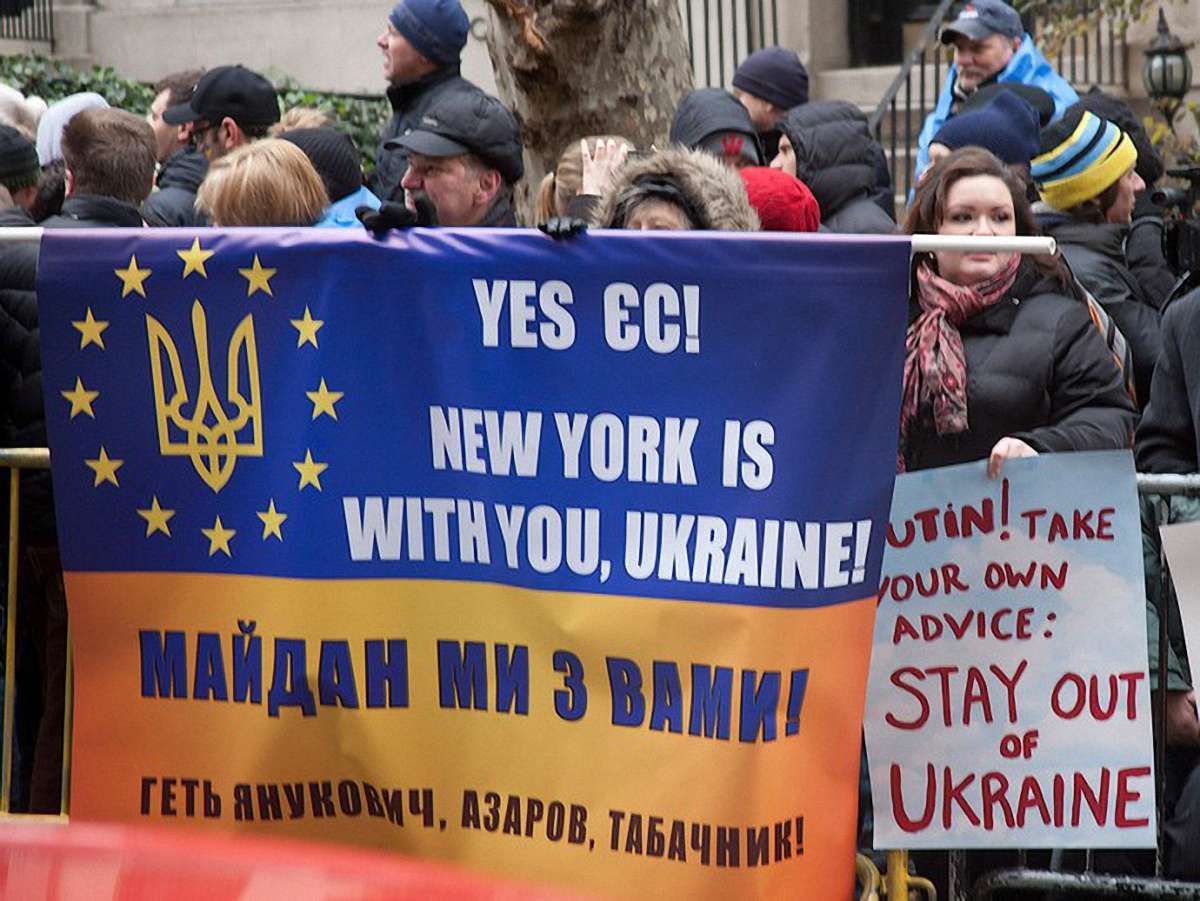 У Нью-Йорку сьогодні їздитиме автобус з українською символікою