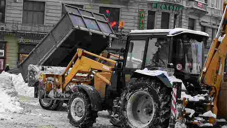 Львів до зими отримав тільки 7 з 18 нових тракторів