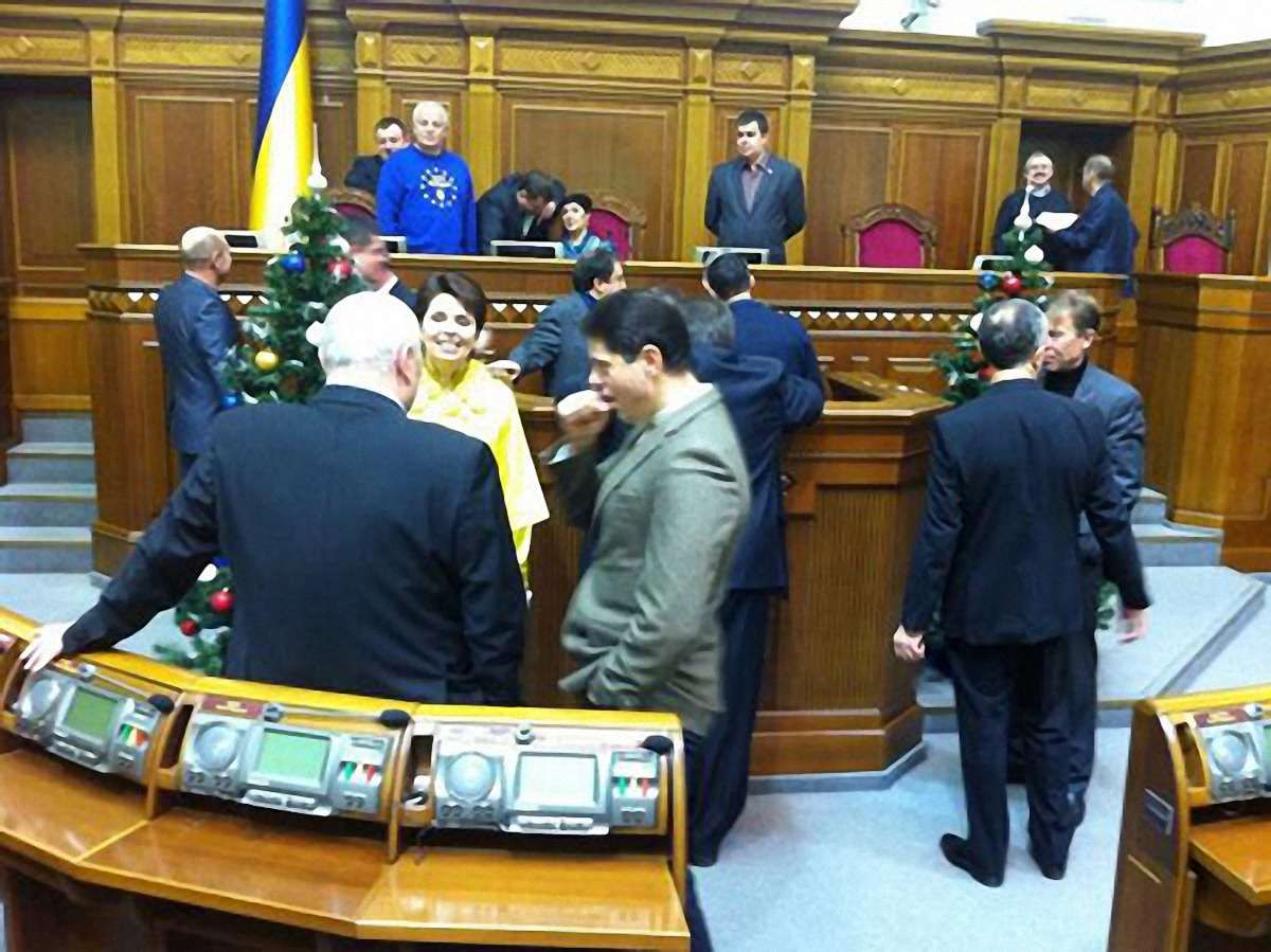 За 1 хвилину Рибак відкрив та закрив засідання Верховної Ради