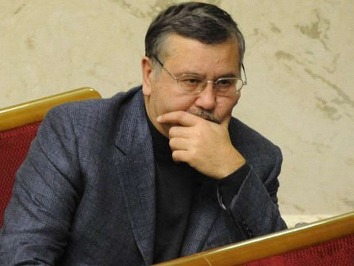 Гриценко не має наміру складати мандат народного депутата