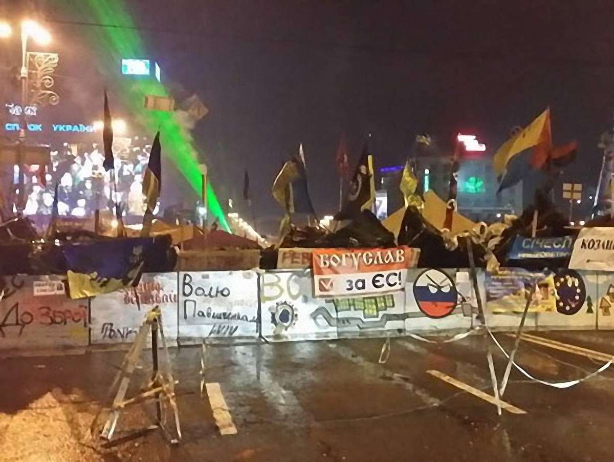 Ніч на Майдані у Києві минула спокійно